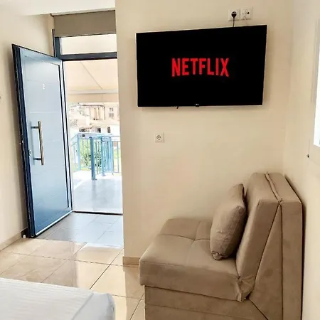 Lovely Apartment Finikounta